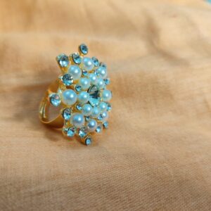 Golden Pearl finger ring