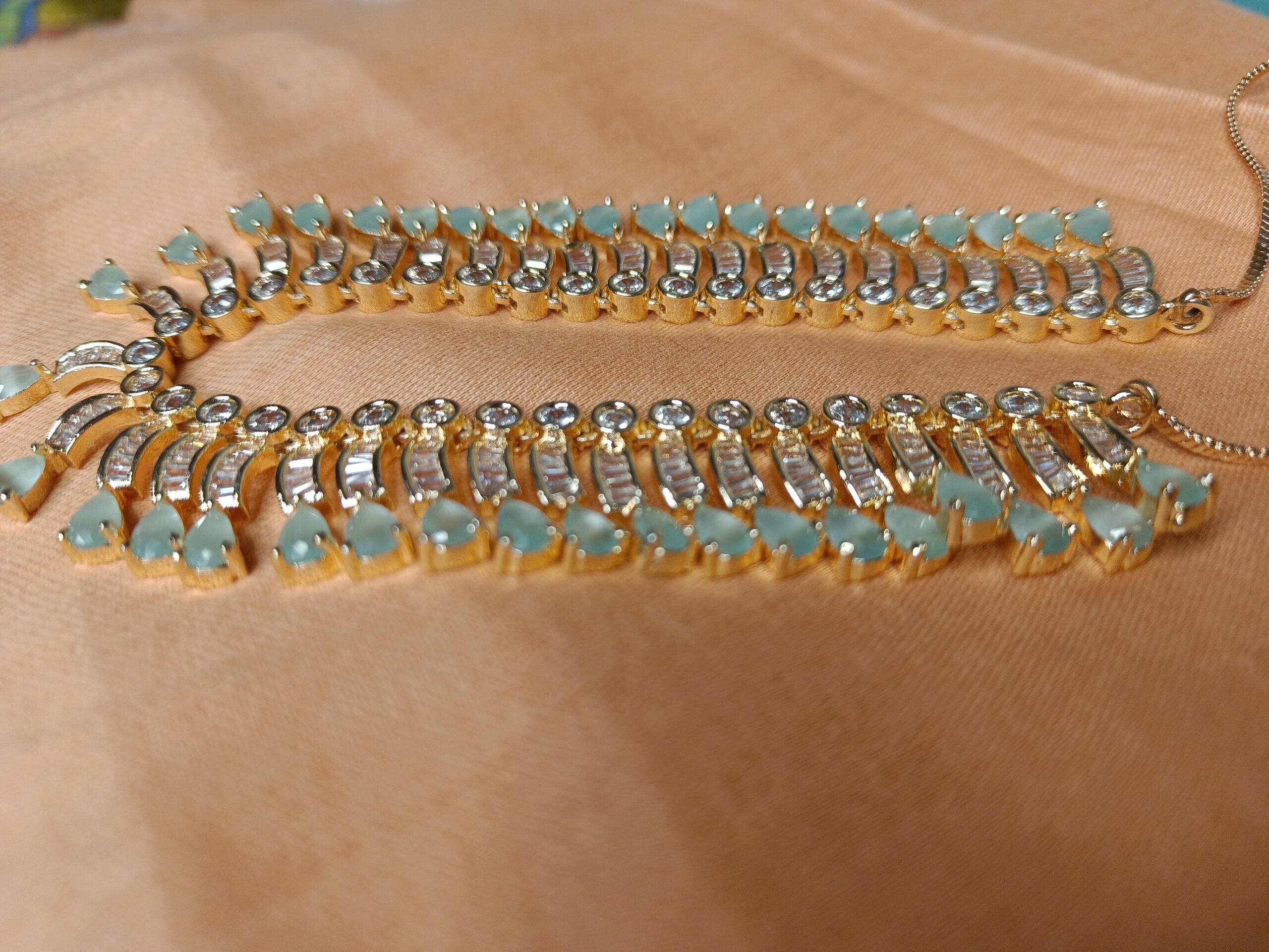 NECKLACE SET